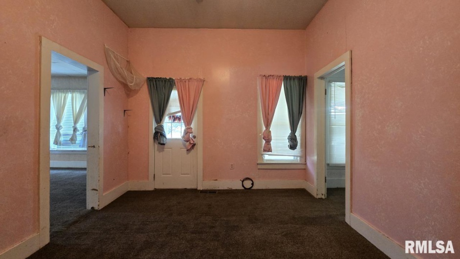 650 Old Route 146 Loop, Vienna, Illinois 62995, 3 Bedrooms Bedrooms, 0 ,1 BathroomBathrooms,Residential,For Sale,Old Route 146,0,RMAEB459706