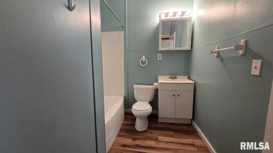 650 Old Route 146 Loop, Vienna, Illinois 62995, 3 Bedrooms Bedrooms, 0 ,1 BathroomBathrooms,Residential,For Sale,Old Route 146,0,RMAEB459706