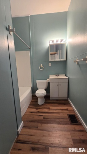 650 Old Route 146 Loop, Vienna, Illinois 62995, 3 Bedrooms Bedrooms, 0 ,1 BathroomBathrooms,Residential,For Sale,Old Route 146,0,RMAEB459706