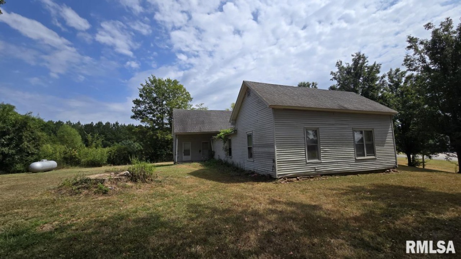 650 Old Route 146 Loop, Vienna, Illinois 62995, 3 Bedrooms Bedrooms, 0 ,1 BathroomBathrooms,Residential,For Sale,Old Route 146,0,RMAEB459706