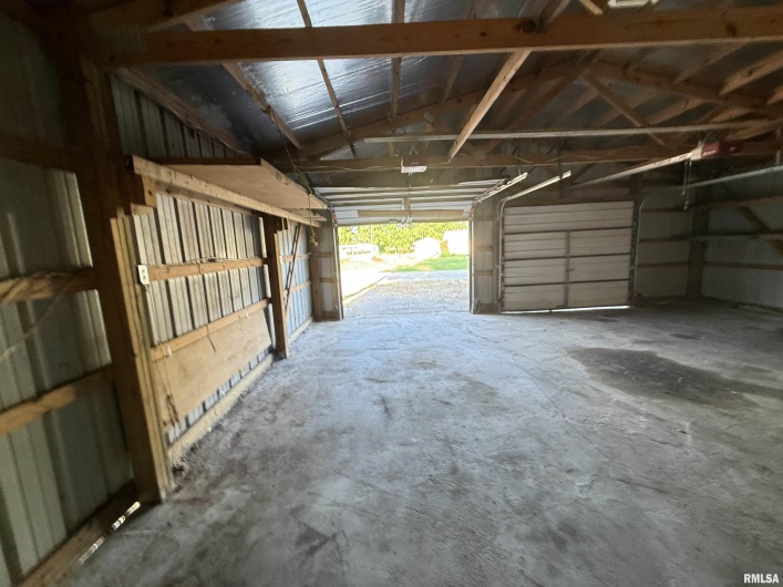 9560 Lessley Road, Sparta, Illinois 62286, 3 Bedrooms Bedrooms, 0 ,2 BathroomsBathrooms,Residential,For Sale,Lessley,0,RMAEB459230