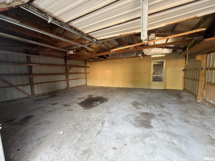 9560 Lessley Road, Sparta, Illinois 62286, 3 Bedrooms Bedrooms, 0 ,2 BathroomsBathrooms,Residential,For Sale,Lessley,0,RMAEB459230