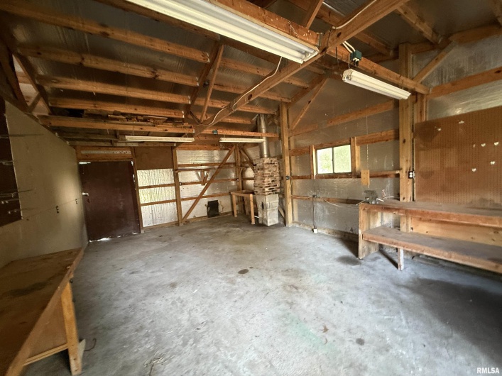 9560 Lessley Road, Sparta, Illinois 62286, 3 Bedrooms Bedrooms, 0 ,2 BathroomsBathrooms,Residential,For Sale,Lessley,0,RMAEB459230