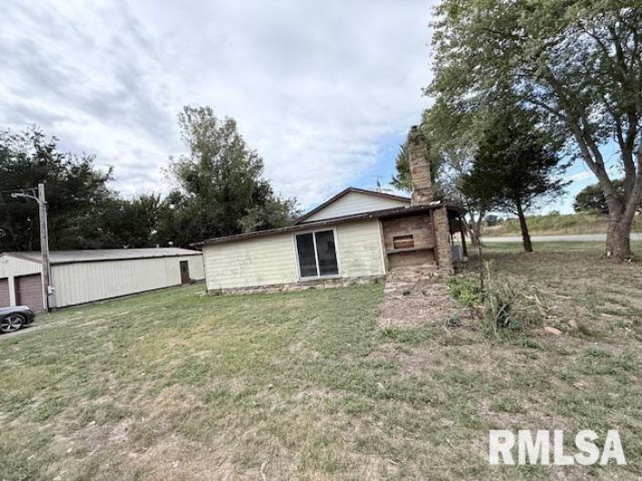 9560 Lessley Road, Sparta, Illinois 62286, 3 Bedrooms Bedrooms, 0 ,2 BathroomsBathrooms,Residential,For Sale,Lessley,0,RMAEB459230