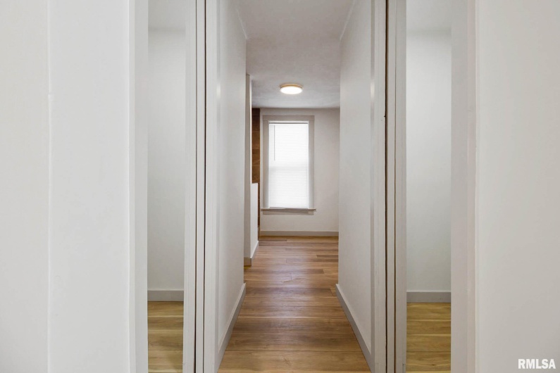 1510 DIVISION Street, Carterville, Illinois 62918, 2 Bedrooms Bedrooms, 0 ,2 BathroomsBathrooms,Residential,For Sale,DIVISION,0,RMAQC4269709