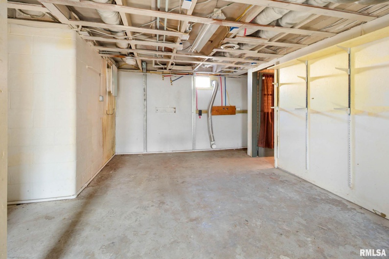 1510 DIVISION Street, Carterville, Illinois 62918, 2 Bedrooms Bedrooms, 0 ,2 BathroomsBathrooms,Residential,For Sale,DIVISION,0,RMAQC4269709