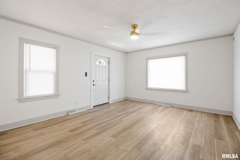 1510 DIVISION Street, Carterville, Illinois 62918, 2 Bedrooms Bedrooms, 0 ,2 BathroomsBathrooms,Residential,For Sale,DIVISION,0,RMAQC4269709