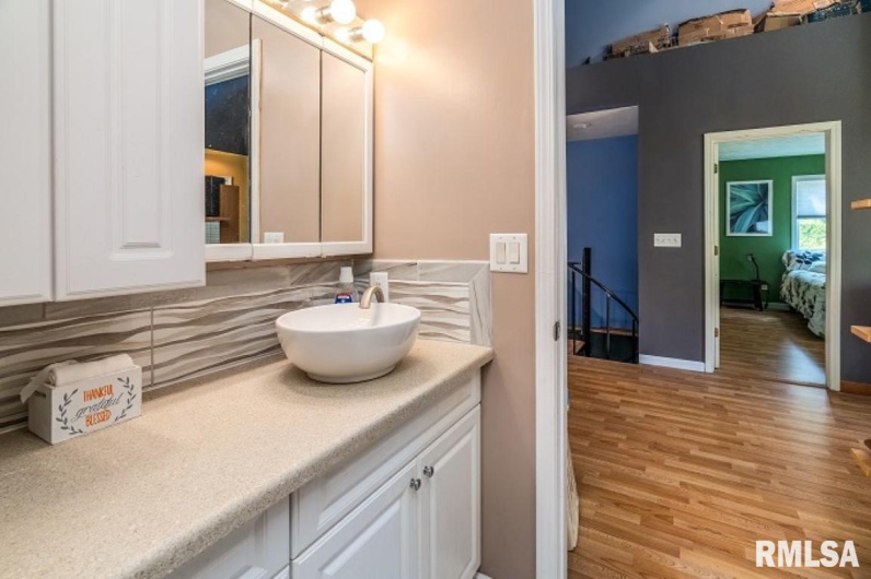 412 WAGON WHEEL Road, Carbondale, Illinois 62901, 6 Bedrooms Bedrooms, 0 ,4 BathroomsBathrooms,Residential,For Sale,WAGON WHEEL,0,RMAEB460625