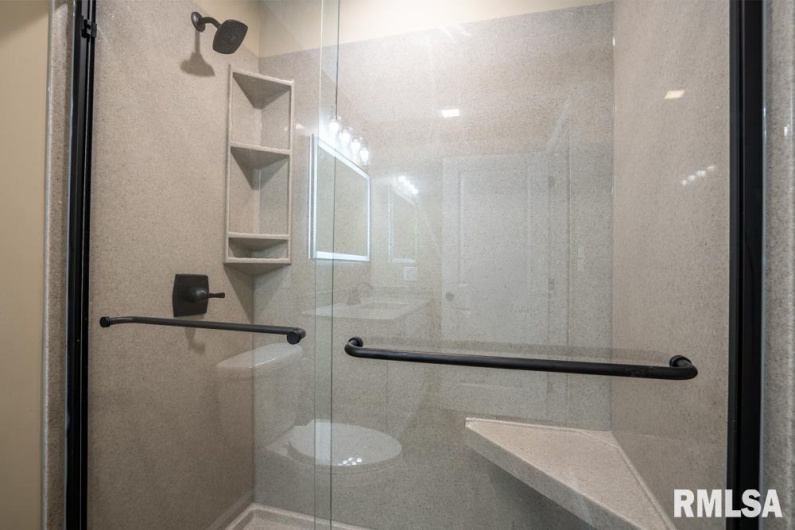 1801 ADAMS Street, Herrin, Illinois 62948, 3 Bedrooms Bedrooms, 0 ,2 BathroomsBathrooms,Residential,For Sale,ADAMS,0,RMAQC4269729