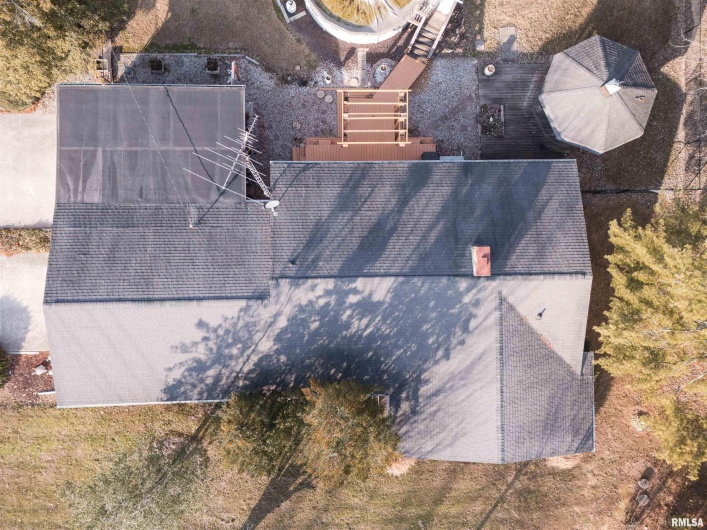 100 Prairie Road, Carterville, Illinois 62918, 3 Bedrooms Bedrooms, 0 ,2 BathroomsBathrooms,Residential,For Sale,Prairie,0,RMAEB460631