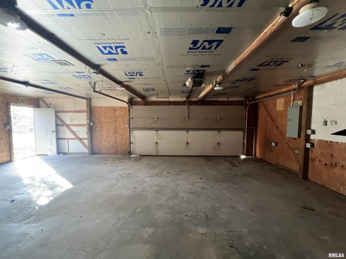 611 SUNSET Drive, Marion, Illinois 62959, 0 , 0 ,0,Land,For Sale,SUNSET,0,RMAEB460626