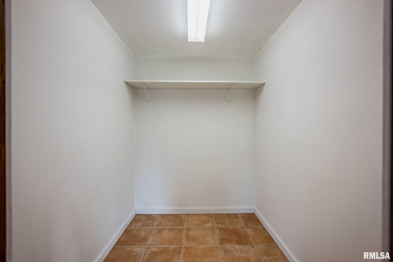 450 Clark School Road, DeSoto, Illinois 62924, 1 Bedroom Bedrooms, 0 ,2 BathroomsBathrooms,Residential,For Sale,Clark School,0,RMAQC4269747