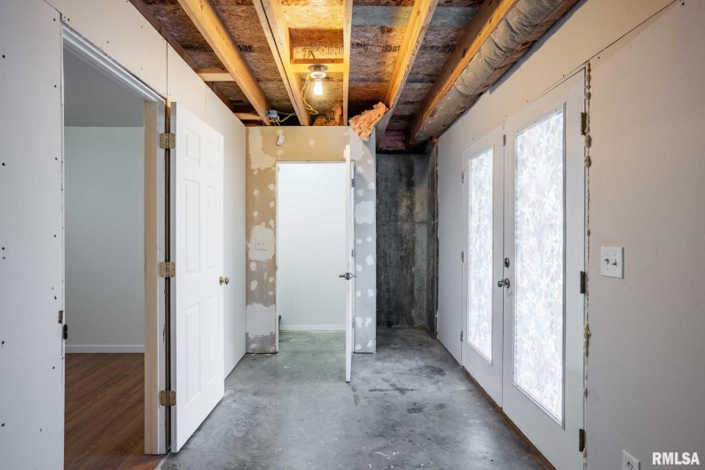 450 Clark School Road, DeSoto, Illinois 62924, 1 Bedroom Bedrooms, 0 ,2 BathroomsBathrooms,Residential,For Sale,Clark School,0,RMAQC4269747