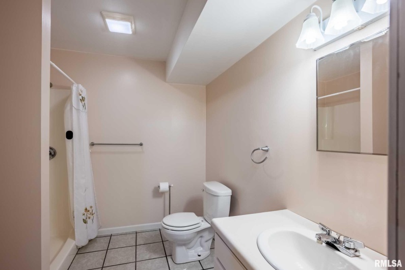 450 Clark School Road, DeSoto, Illinois 62924, 1 Bedroom Bedrooms, 0 ,2 BathroomsBathrooms,Residential,For Sale,Clark School,0,RMAQC4269747