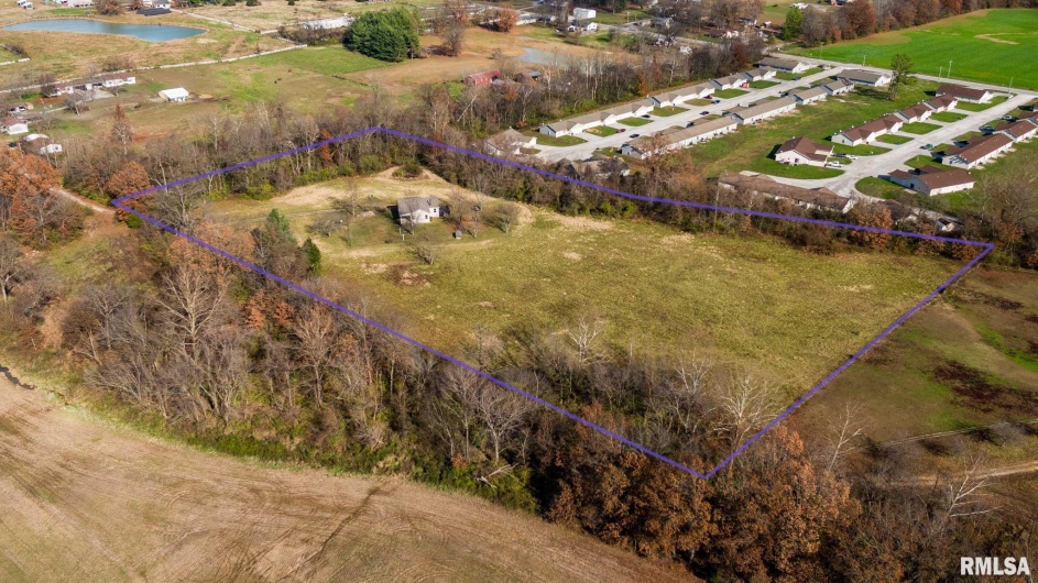 450 Clark School Road, DeSoto, Illinois 62924, 1 Bedroom Bedrooms, 0 ,2 BathroomsBathrooms,Residential,For Sale,Clark School,0,RMAQC4269747