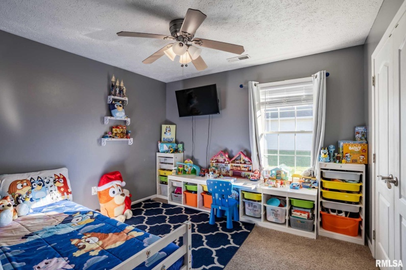 411 PRINCE Lane, Herrin, Illinois 62948, 4 Bedrooms Bedrooms, 0 ,2 BathroomsBathrooms,Residential,For Sale,PRINCE,0,RMAQC4269749