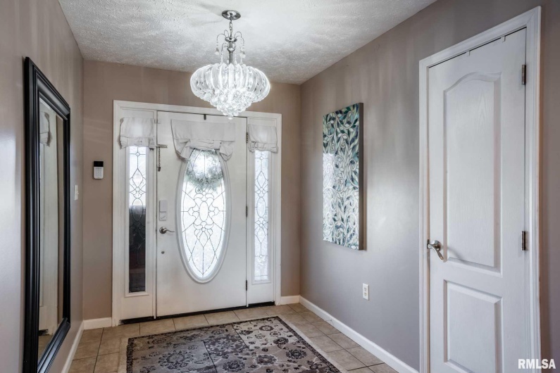 411 PRINCE Lane, Herrin, Illinois 62948, 4 Bedrooms Bedrooms, 0 ,2 BathroomsBathrooms,Residential,For Sale,PRINCE,0,RMAQC4269749