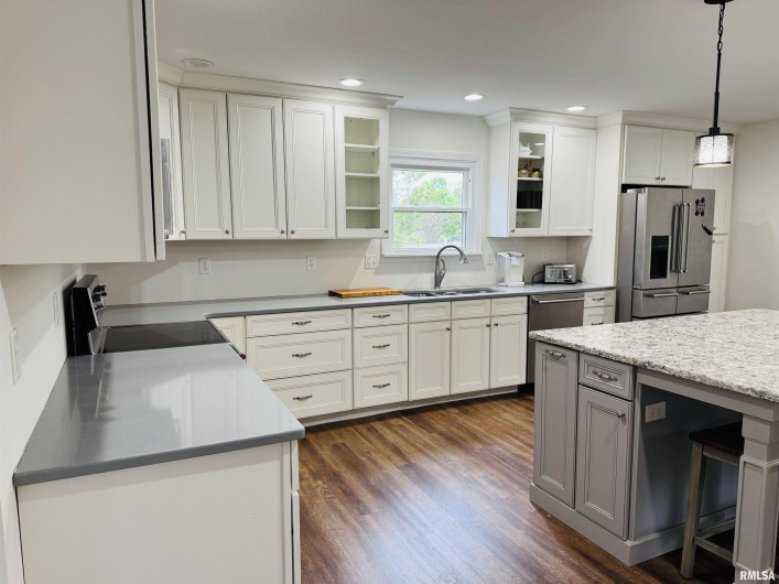 111 Stork Street, Anna, Illinois 62906-0000, 3 Bedrooms Bedrooms, 0 ,2 BathroomsBathrooms,Residential,For Sale,Stork,0,RMAEB457785