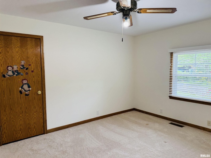 111 Stork Street, Anna, Illinois 62906-0000, 3 Bedrooms Bedrooms, 0 ,2 BathroomsBathrooms,Residential,For Sale,Stork,0,RMAEB457785