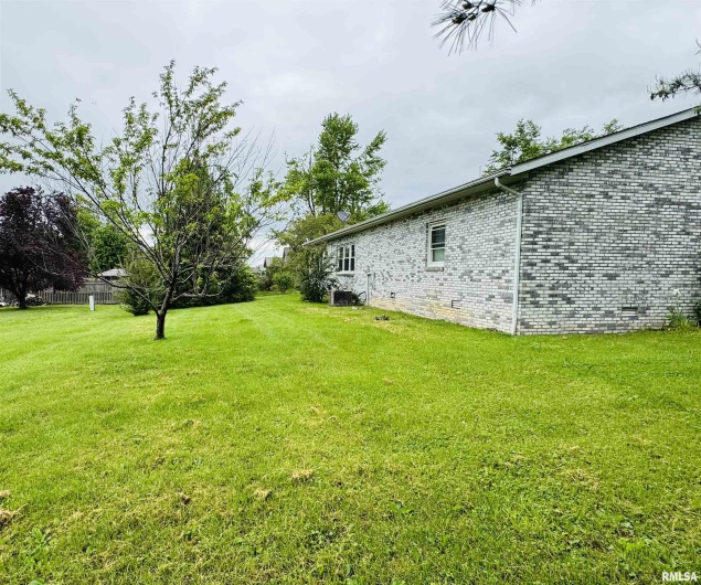 111 Stork Street, Anna, Illinois 62906-0000, 3 Bedrooms Bedrooms, 0 ,2 BathroomsBathrooms,Residential,For Sale,Stork,0,RMAEB457785