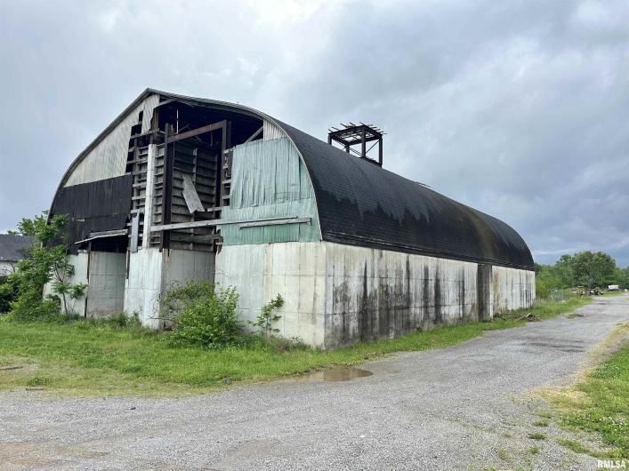 201 Barnett Street, Harrisburg, Illinois 62946, 0 , 0 ,0,Commercial Sale,For Sale,Barnett,0,RMAEB457812