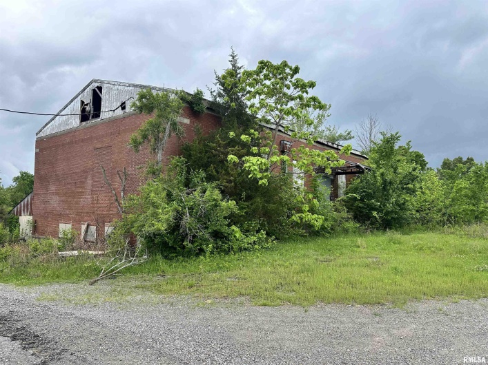 201 Barnett Street, Harrisburg, Illinois 62946, 0 , 0 ,0,Commercial Sale,For Sale,Barnett,0,RMAEB457812