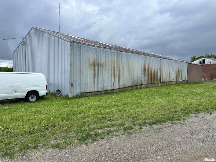 201 Barnett Street, Harrisburg, Illinois 62946, 0 , 0 ,0,Commercial Sale,For Sale,Barnett,0,RMAEB457812