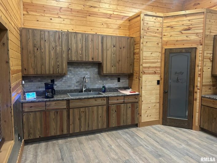 40 Presley Loop, Golconda, Illinois 62938, 3 Bedrooms Bedrooms, 0 ,2 BathroomsBathrooms,Residential,For Sale,Presley,0,RMAEB460638