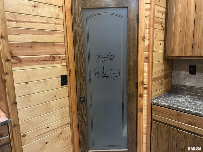 40 Presley Loop, Golconda, Illinois 62938, 3 Bedrooms Bedrooms, 0 ,2 BathroomsBathrooms,Residential,For Sale,Presley,0,RMAEB460638