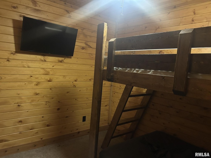 40 Presley Loop, Golconda, Illinois 62938, 3 Bedrooms Bedrooms, 0 ,2 BathroomsBathrooms,Residential,For Sale,Presley,0,RMAEB460638