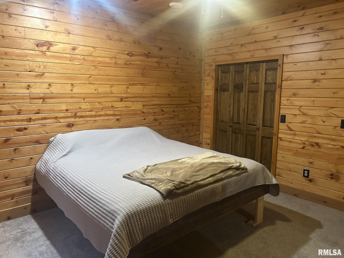 40 Presley Loop, Golconda, Illinois 62938, 3 Bedrooms Bedrooms, 0 ,2 BathroomsBathrooms,Residential,For Sale,Presley,0,RMAEB460638