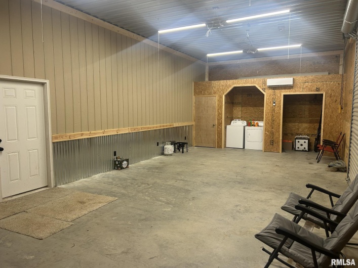 40 Presley Loop, Golconda, Illinois 62938, 3 Bedrooms Bedrooms, 0 ,2 BathroomsBathrooms,Residential,For Sale,Presley,0,RMAEB460638