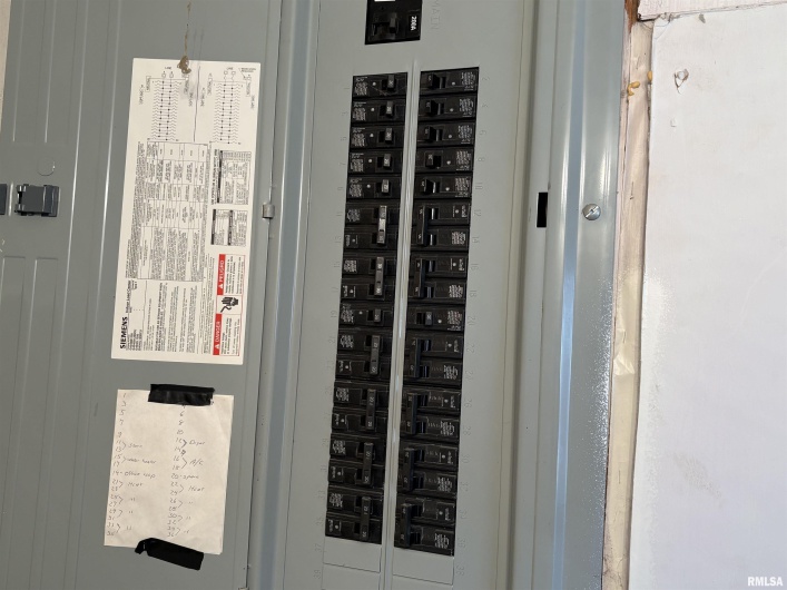 1010 Steven Lane, Murphysboro, Illinois 62966, 2 Bedrooms Bedrooms, 0 ,1 BathroomBathrooms,Residential,For Sale,Steven,0,RMAEB460641