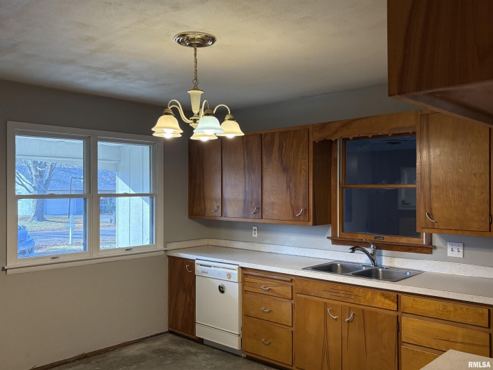 1010 Steven Lane, Murphysboro, Illinois 62966, 2 Bedrooms Bedrooms, 0 ,1 BathroomBathrooms,Residential,For Sale,Steven,0,RMAEB460641