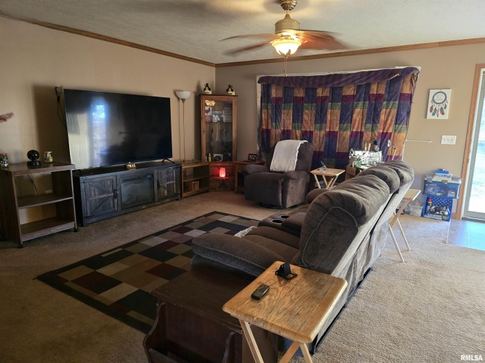 13960 Meridian Road, Carterville, Illinois 62918, 4 Bedrooms Bedrooms, 0 ,3 BathroomsBathrooms,Residential,For Sale,Meridian,0,RMAEB460643