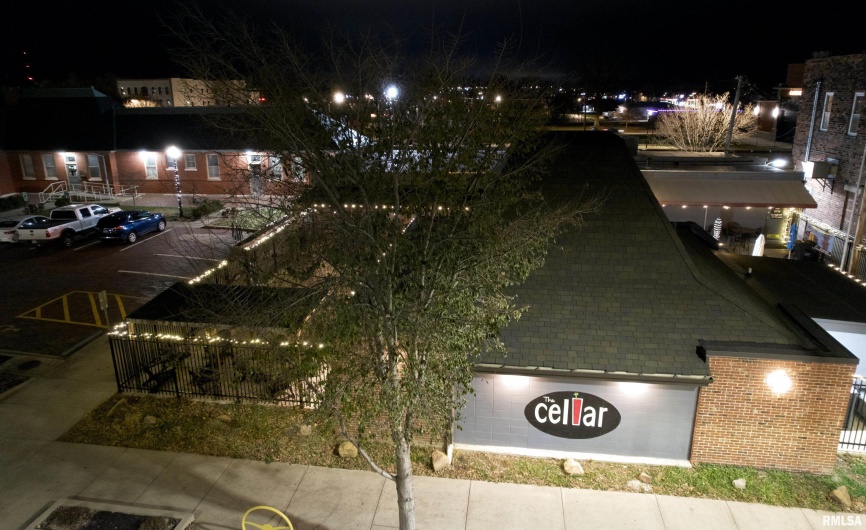 101 MONROE Street, Carbondale, Illinois 62901, 0 , 0 ,0,Commercial Sale,For Sale,MONROE,0,RMAEB460589