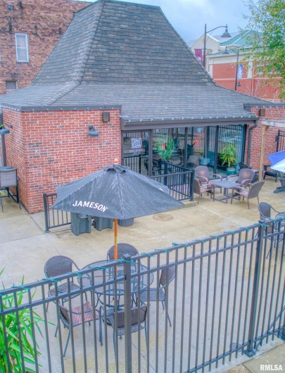 101 MONROE Street, Carbondale, Illinois 62901, 0 , 0 ,0,Commercial Sale,For Sale,MONROE,0,RMAEB460589