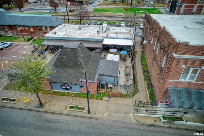 101 MONROE Street, Carbondale, Illinois 62901, 0 , 0 ,0,Commercial Sale,For Sale,MONROE,0,RMAEB460589