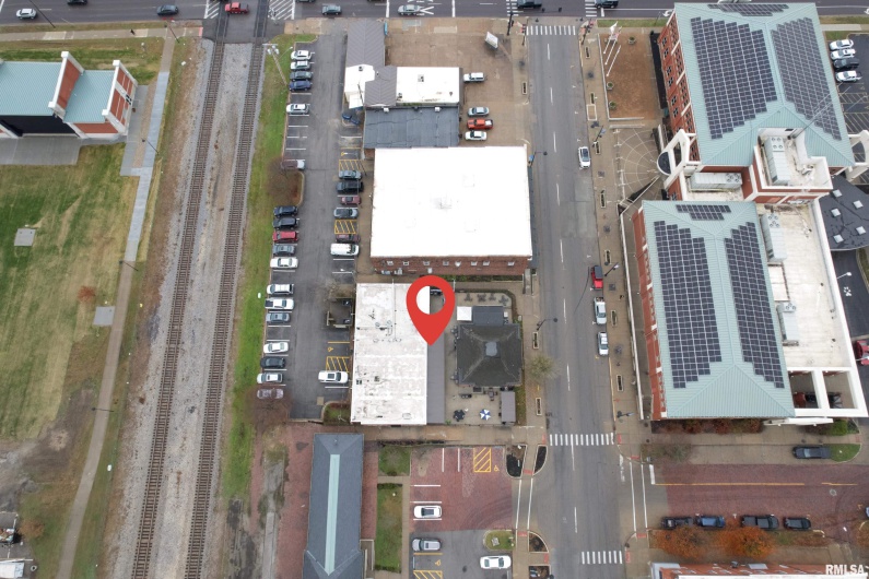 101 MONROE Street, Carbondale, Illinois 62901, 0 , 0 ,0,Commercial Sale,For Sale,MONROE,0,RMAEB460589