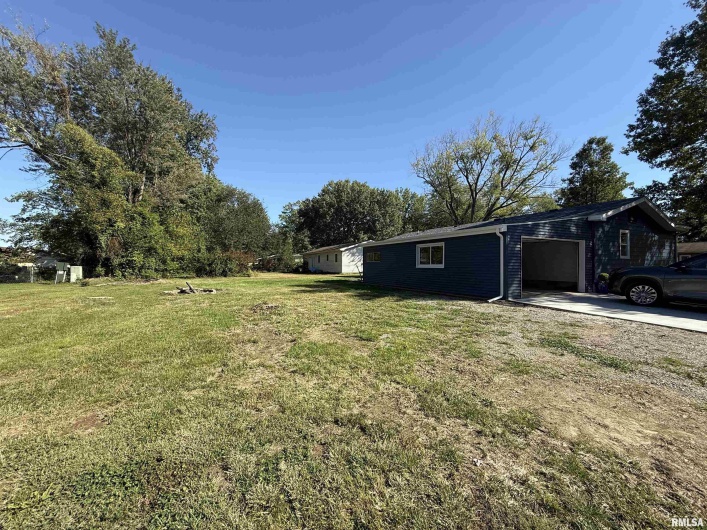 1350 Sebring Way, Carbondale, Illinois 62901, 3 Bedrooms Bedrooms, 0 ,2 BathroomsBathrooms,Residential,For Sale,Sebring,0,RMAEB460077