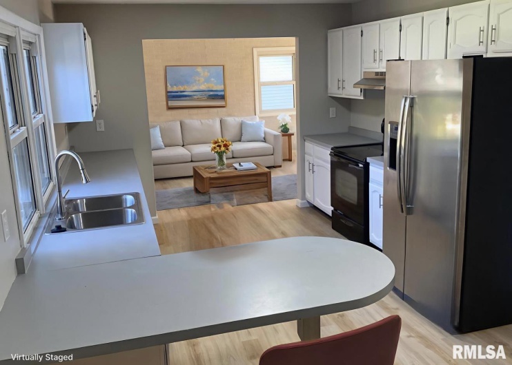 1350 Sebring Way, Carbondale, Illinois 62901, 3 Bedrooms Bedrooms, 0 ,2 BathroomsBathrooms,Residential,For Sale,Sebring,0,RMAEB460077