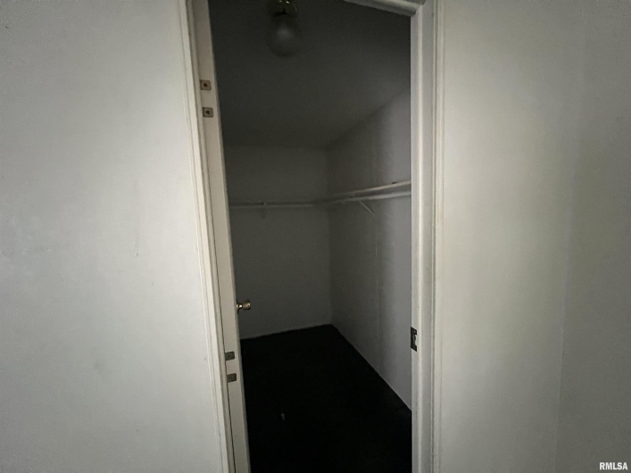 112 Old Marion Road, Goreville, Illinois 62939, 2 Bedrooms Bedrooms, 0 ,2 BathroomsBathrooms,Residential,For Sale,Old Marion,0,RMAEB460648