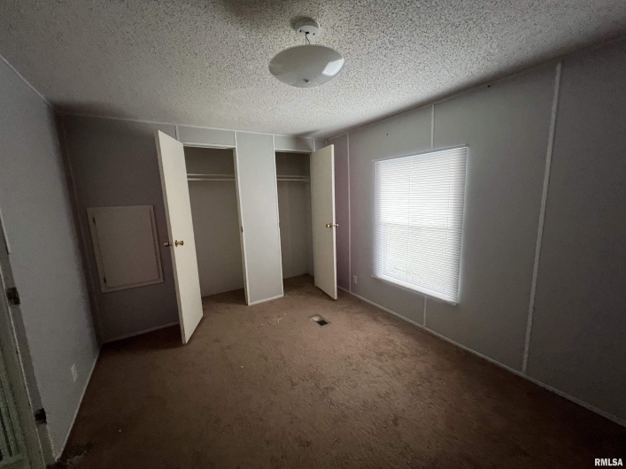 112 Old Marion Road, Goreville, Illinois 62939, 2 Bedrooms Bedrooms, 0 ,2 BathroomsBathrooms,Residential,For Sale,Old Marion,0,RMAEB460648