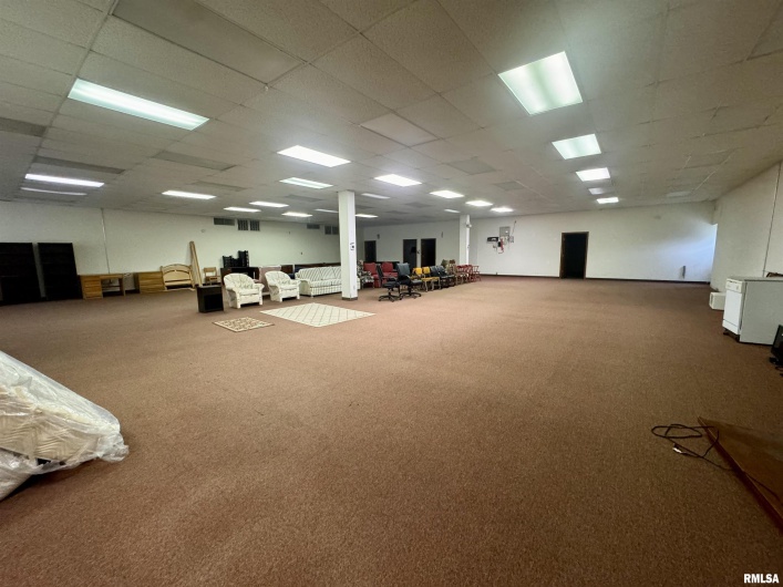 3907 Ernestine Drive, Marion, Illinois 62959, 0 , 0 ,0,Commercial Sale,For Sale,Ernestine,0,RMAEB460649