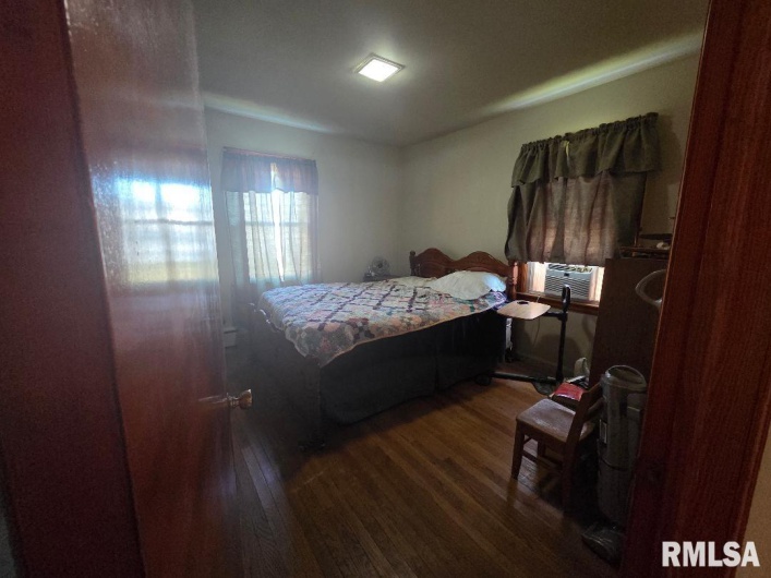 114 SPENCER Street, Mounds, Illinois 62964, 2 Bedrooms Bedrooms, 0 ,1 BathroomBathrooms,Residential,For Sale,SPENCER,0,RMAEB460654