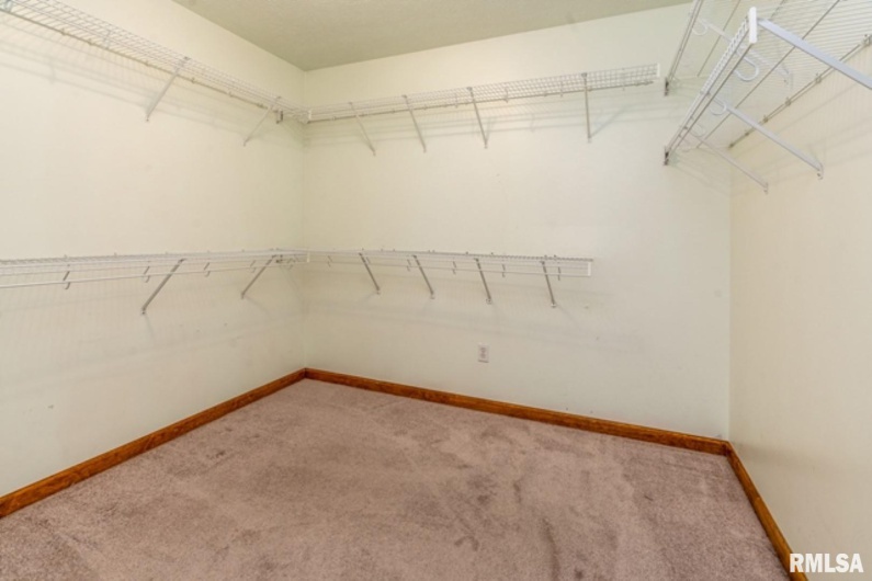 309 EVERGREEN Trail, Herrin, Illinois 62948, 3 Bedrooms Bedrooms, 0 ,2 BathroomsBathrooms,Residential,For Sale,EVERGREEN,0,RMAEB460655