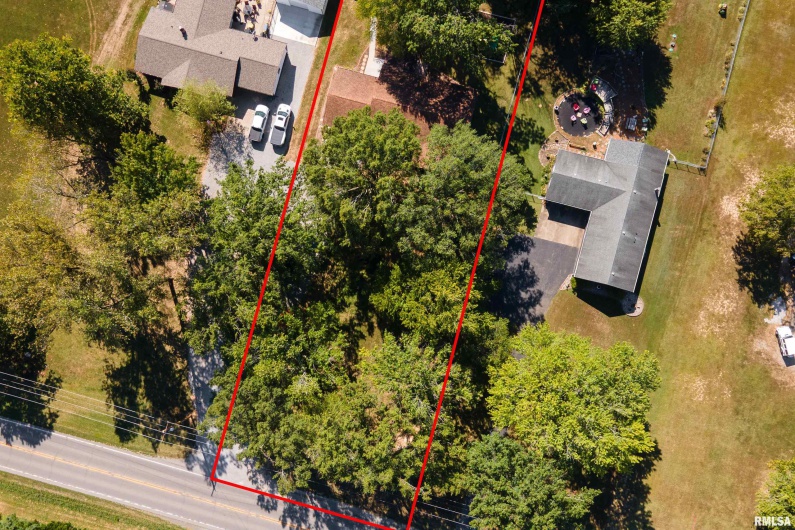 4799 Route 37 Route, Marion, Illinois 62959, 3 Bedrooms Bedrooms, 0 ,2 BathroomsBathrooms,Residential,For Sale,Route 37,0,RMAEB459721