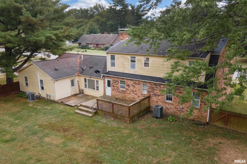 3000 KENT Street, Carbondale, Illinois 62901, 5 Bedrooms Bedrooms, 0 ,3 BathroomsBathrooms,Residential,For Sale,KENT,0,RMAEB459866