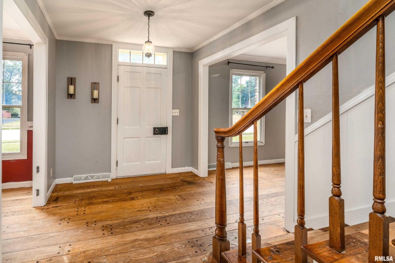 3000 KENT Street, Carbondale, Illinois 62901, 5 Bedrooms Bedrooms, 0 ,3 BathroomsBathrooms,Residential,For Sale,KENT,0,RMAEB459866