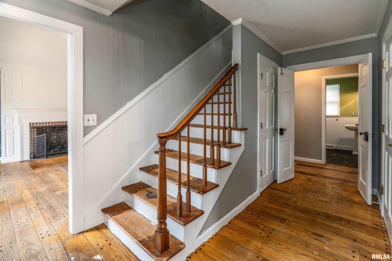 3000 KENT Street, Carbondale, Illinois 62901, 5 Bedrooms Bedrooms, 0 ,3 BathroomsBathrooms,Residential,For Sale,KENT,0,RMAEB459866